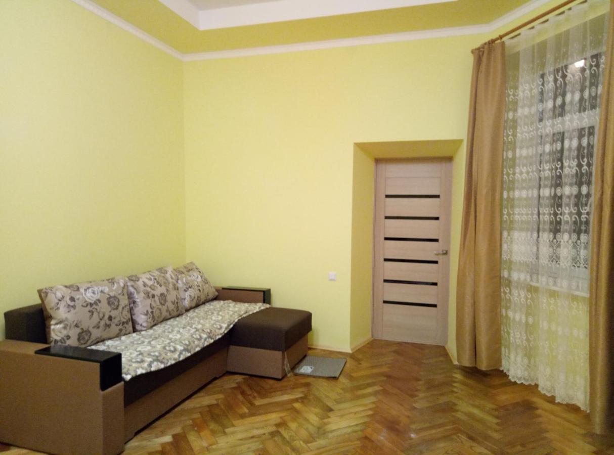 Apartment Ak. Kuchera Street Lviv Exterior photo