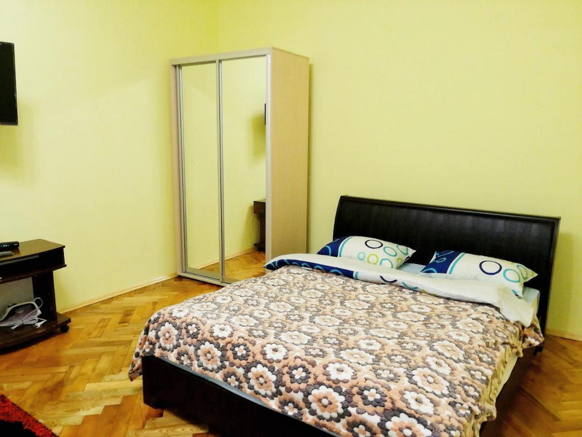 Apartment Ak. Kuchera Street Lviv Exterior photo